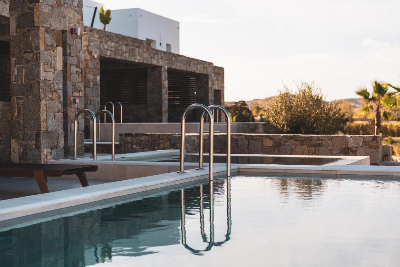 Kouros Blanc Resort & Suites Pounda Exteriér fotografie