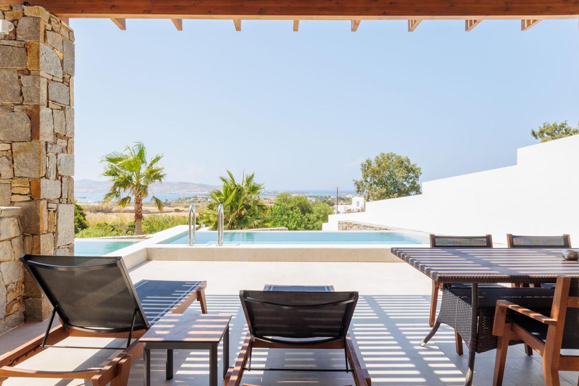 Kouros Blanc Resort & Suites Pounda Pokoj fotografie