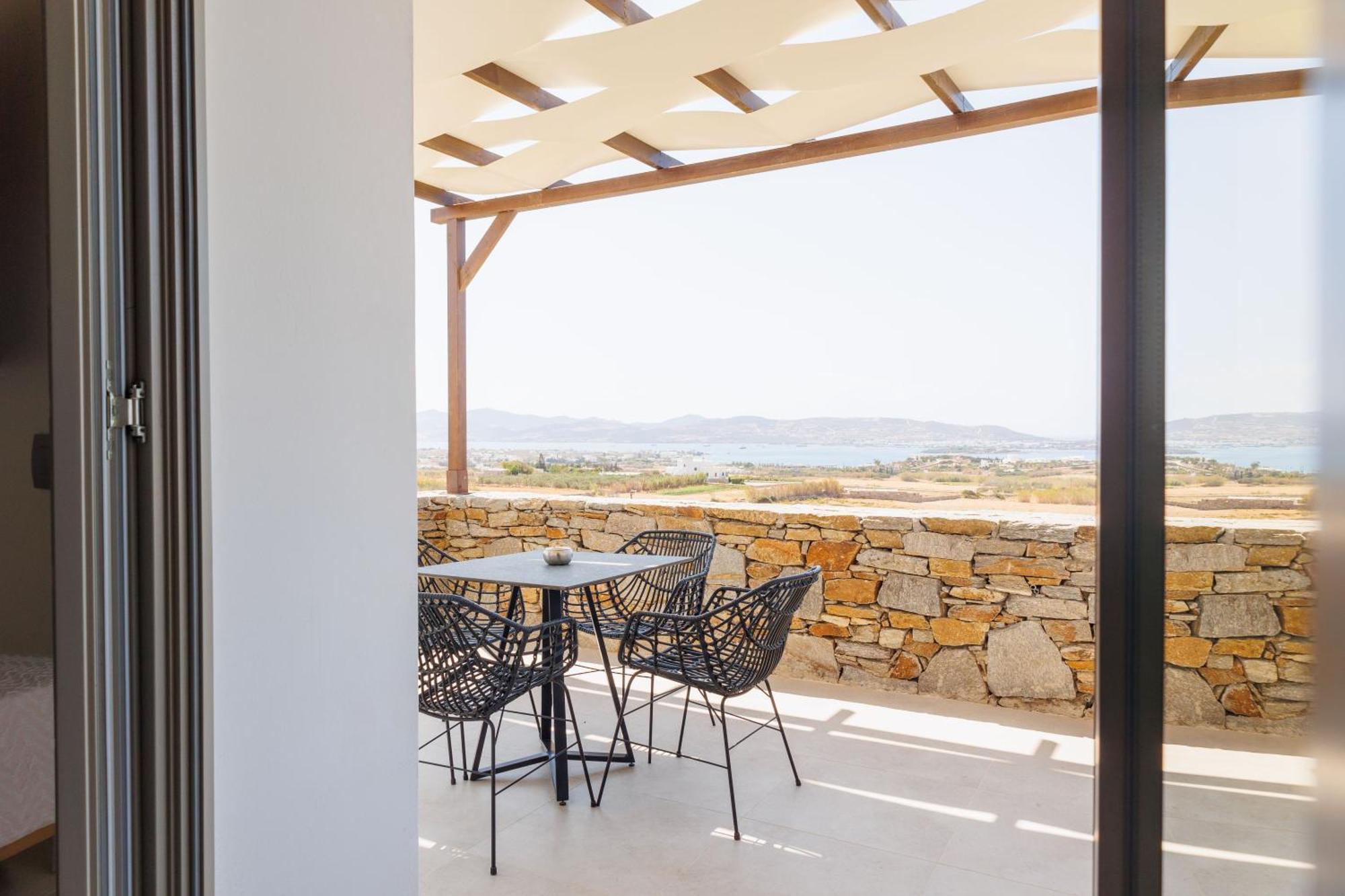 Kouros Blanc Resort & Suites Pounda Pokoj fotografie